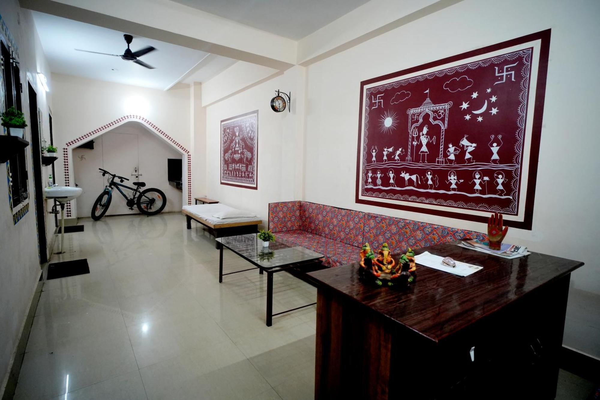 Banaras Gully House 500 Ft From The Ghats พาราณสี ภายนอก รูปภาพ